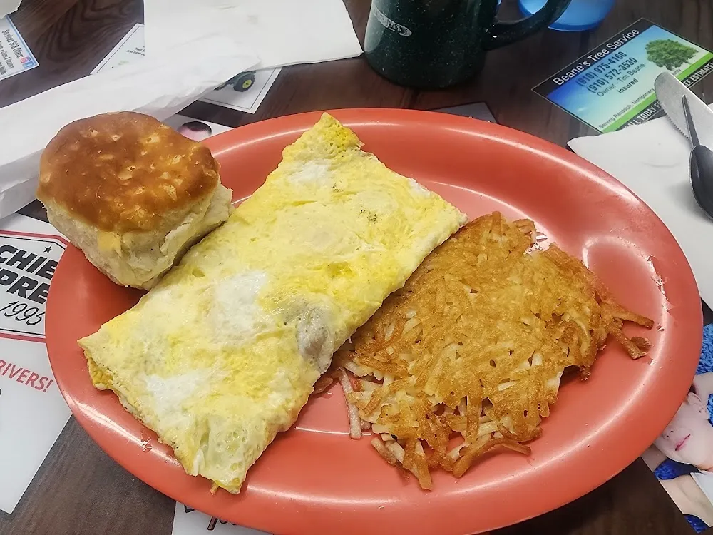 Veggie Omelette and Hashbrowns
